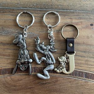 Mickey Mouse Letter J Key Chain l Goofy Pewter Metal Key Chains